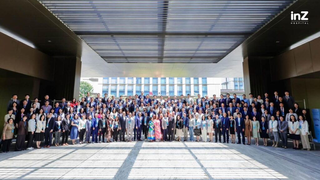 พญ.สุกานดา ร่วมงาน4th evo icl apec